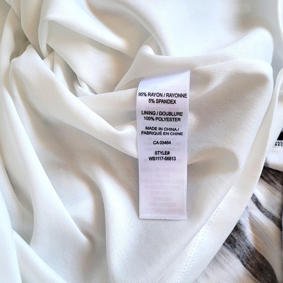 Maxi dress with pockets! - Picture 6 of 8